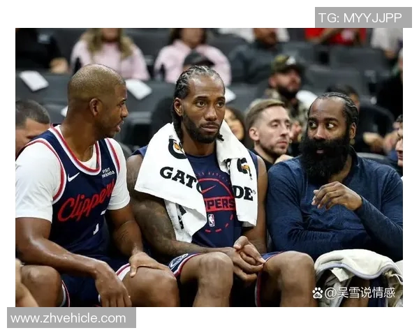 快船与森林狼激战正酣比分悬念迭起引发球迷热议